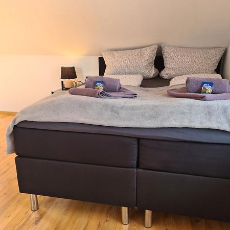 Apartment, Boxspringbett, Ruhige Lage, Kassel Naehe Schauenburg Buitenkant foto