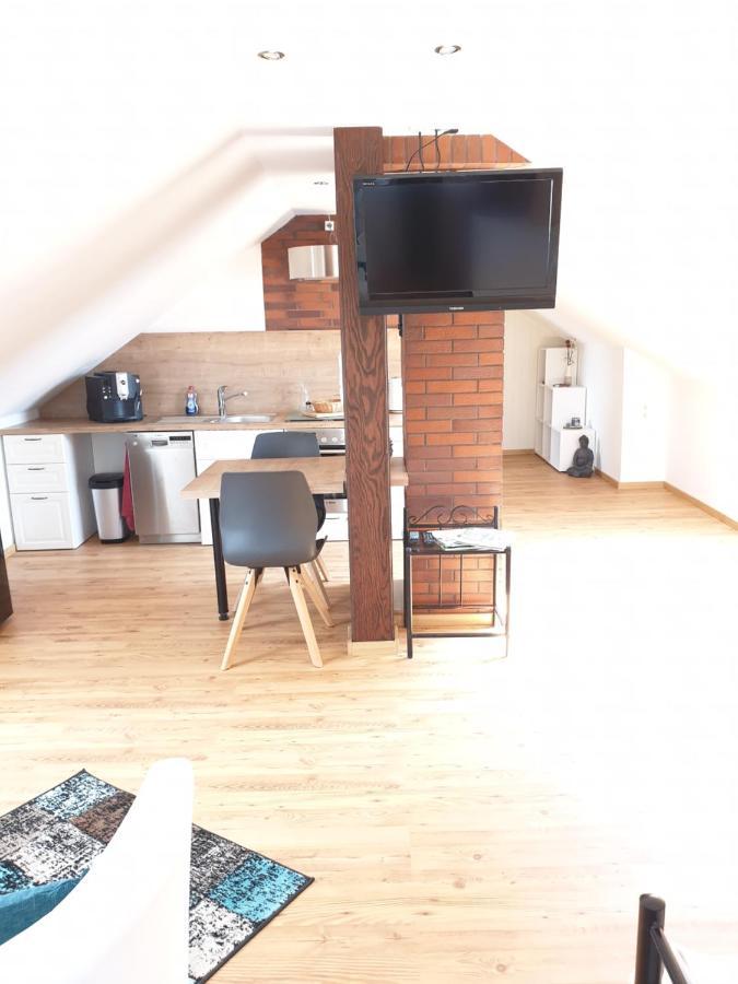 Apartment, Boxspringbett, Ruhige Lage, Kassel Naehe Schauenburg Buitenkant foto